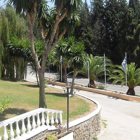 Benitses Bay View Hotel Gastouri  Buitenkant foto