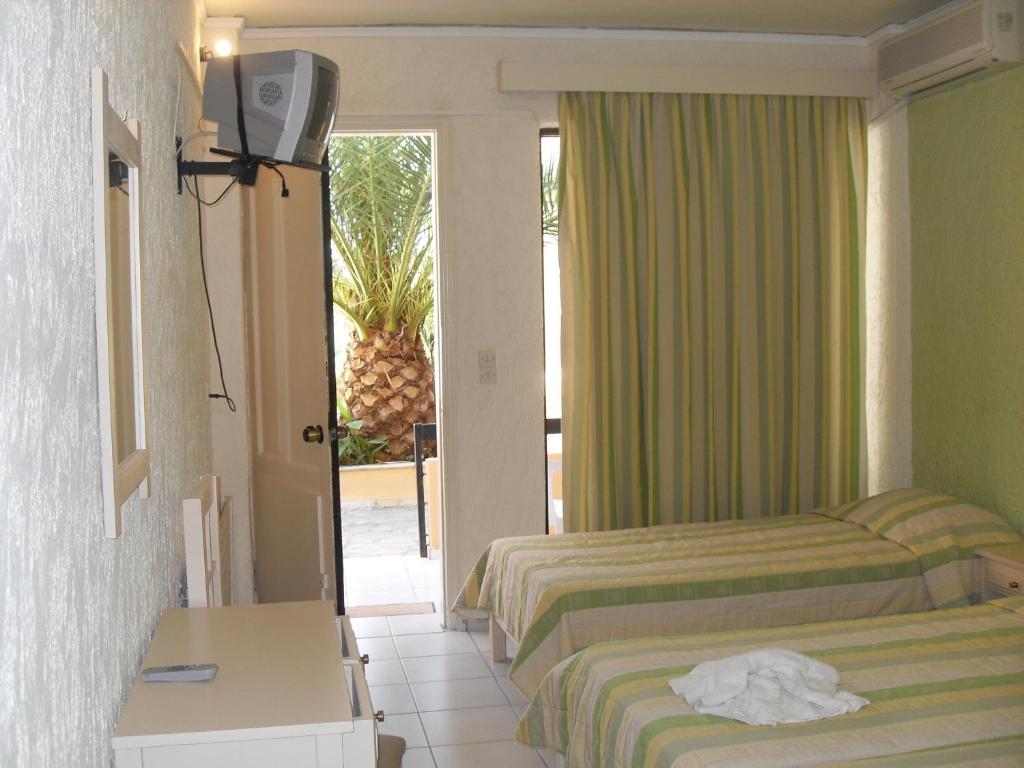 Benitses Bay View Hotel Gastouri  Kamer foto